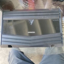 Kengood Amp 4 Channel. KAC -2404S.    Como. Nuevo 