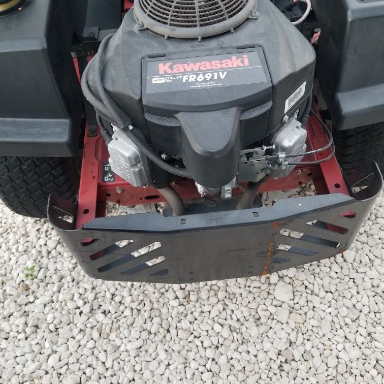 TORO timecutter ss 5000 w Kawasaki motor for Sale in Tarpon Springs, FL