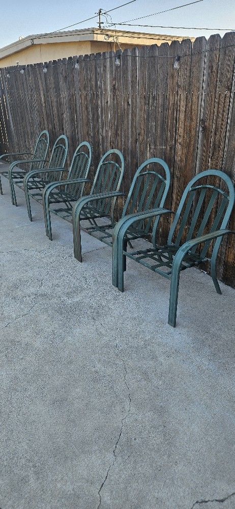 FREE CHAIRS 
