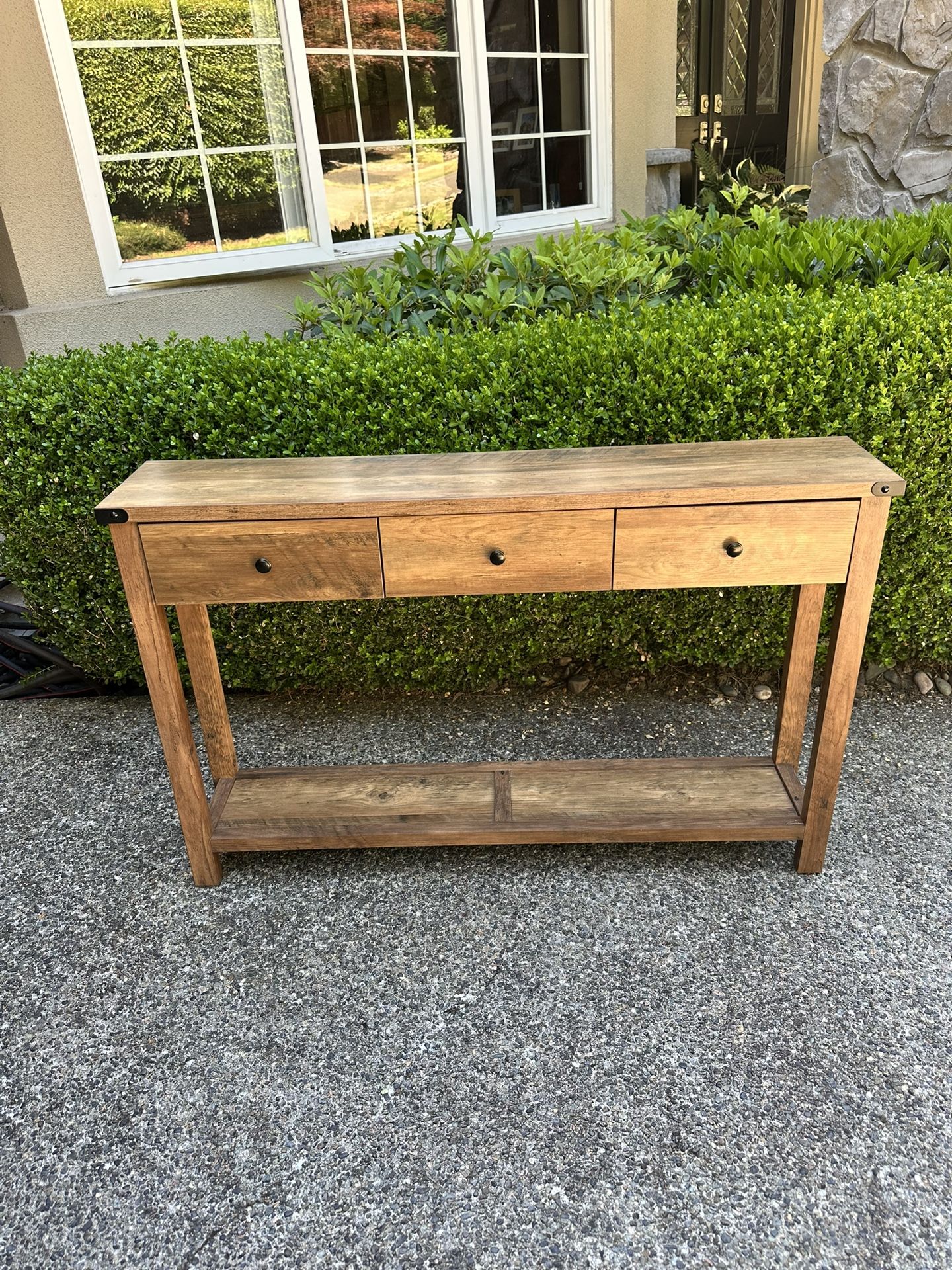 Wayfair Sofa / Entry Table - Like New Condition