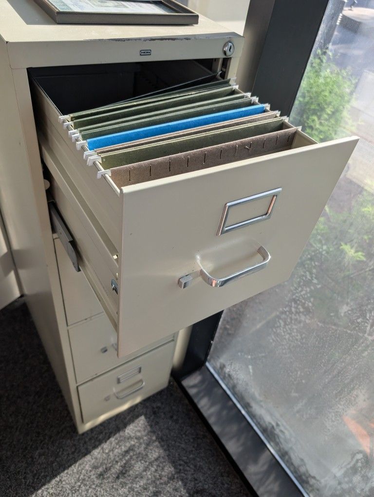 Filing Cabinet 