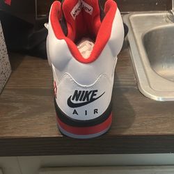 og jordan 5s retro