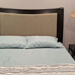 Queen Bed Frame And Queen Mattress 