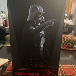 Hot Toys Rogue One Darth Vader