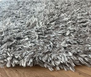 FREE 8ft Round area rug