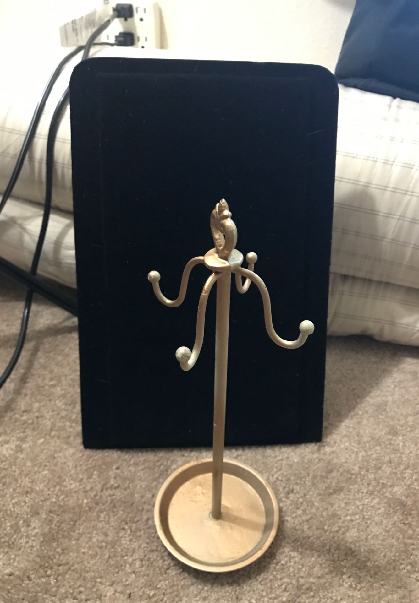 2 necklace display for $7