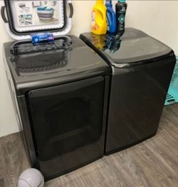 Samsung washer and gas dryer set
