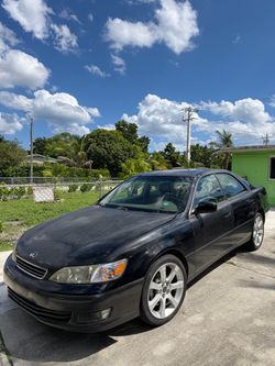 2000 Lexus ES 300