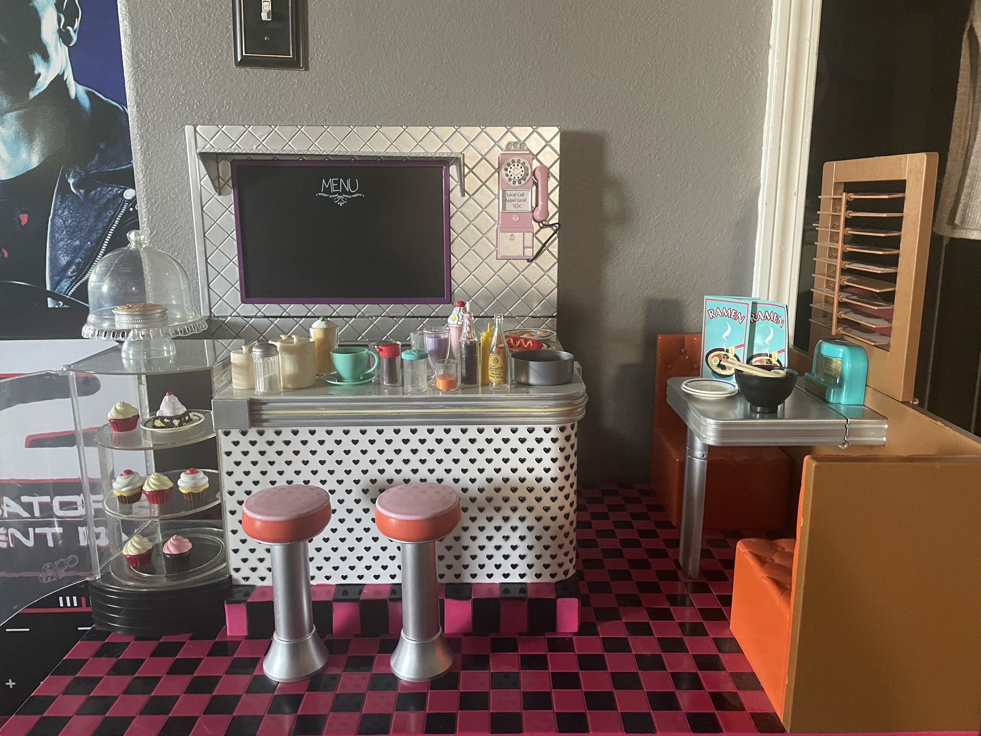 Bite To Eat Retro Diner For American Girl Size Doll