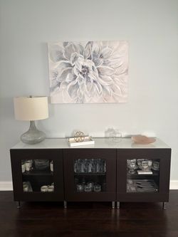 Buffet cabinet