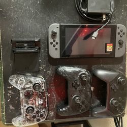 Nintendo Switch 