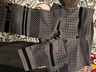 Under armor and rebook leg compression leggings