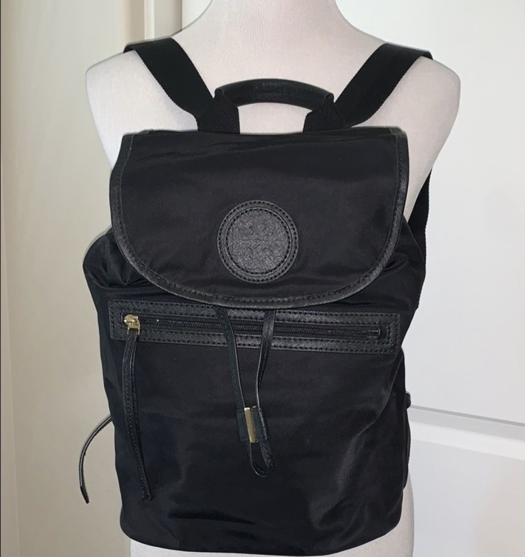 TORY BURCH GORGEOUS DRAWSTRING NYLON MAGNETIC CLOSE JET BLACK BACKPACK