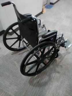 Medline Wheelchair"  Hardly used