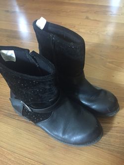 Gymboree black boots size 2