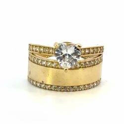 Woman’s Ladies 10k Yellow Gold CZ Cubic Zirconia Heart Shaped Center Stone with Pave Set Accents Ring  Size 8 GP3137532