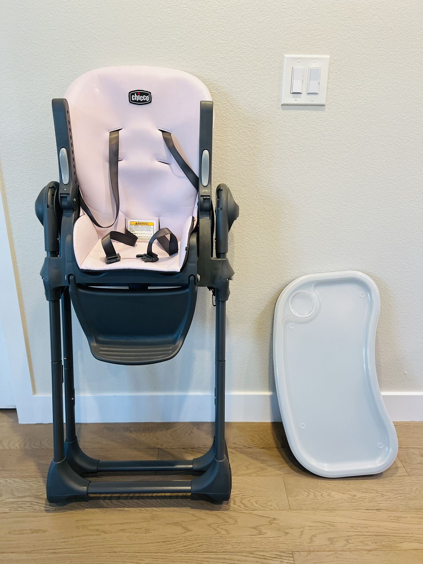 Chicco Polly Space-Saving Foldable High Chair