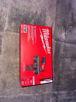 Milwaukee brushless subcompact drill