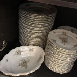JOHANN HAVILAND’s Sepia Rose Service For 24 