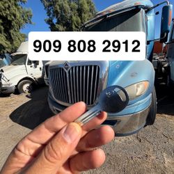 Llaves De Autos / Car Keys And Remotes 