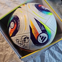 Adidas Uefa Womens Euro 2025 Size 5 Match Ball - JH1261