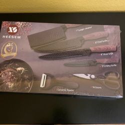 Knife Set  $35