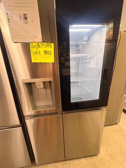 LG side by side refrigerator