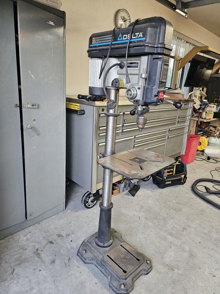 Delta flor Standing Drill Press Mod. 18-900L