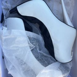 WOMENS HEELS 7.5