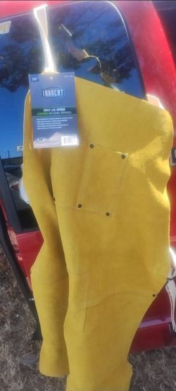 Ironcat Split Leg Leather Welding Apron 36"