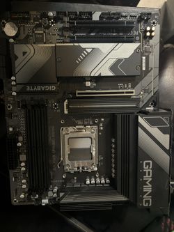 Used Gigabyte Gaming X AX V2