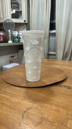 White Pattern Starbucks Cup 