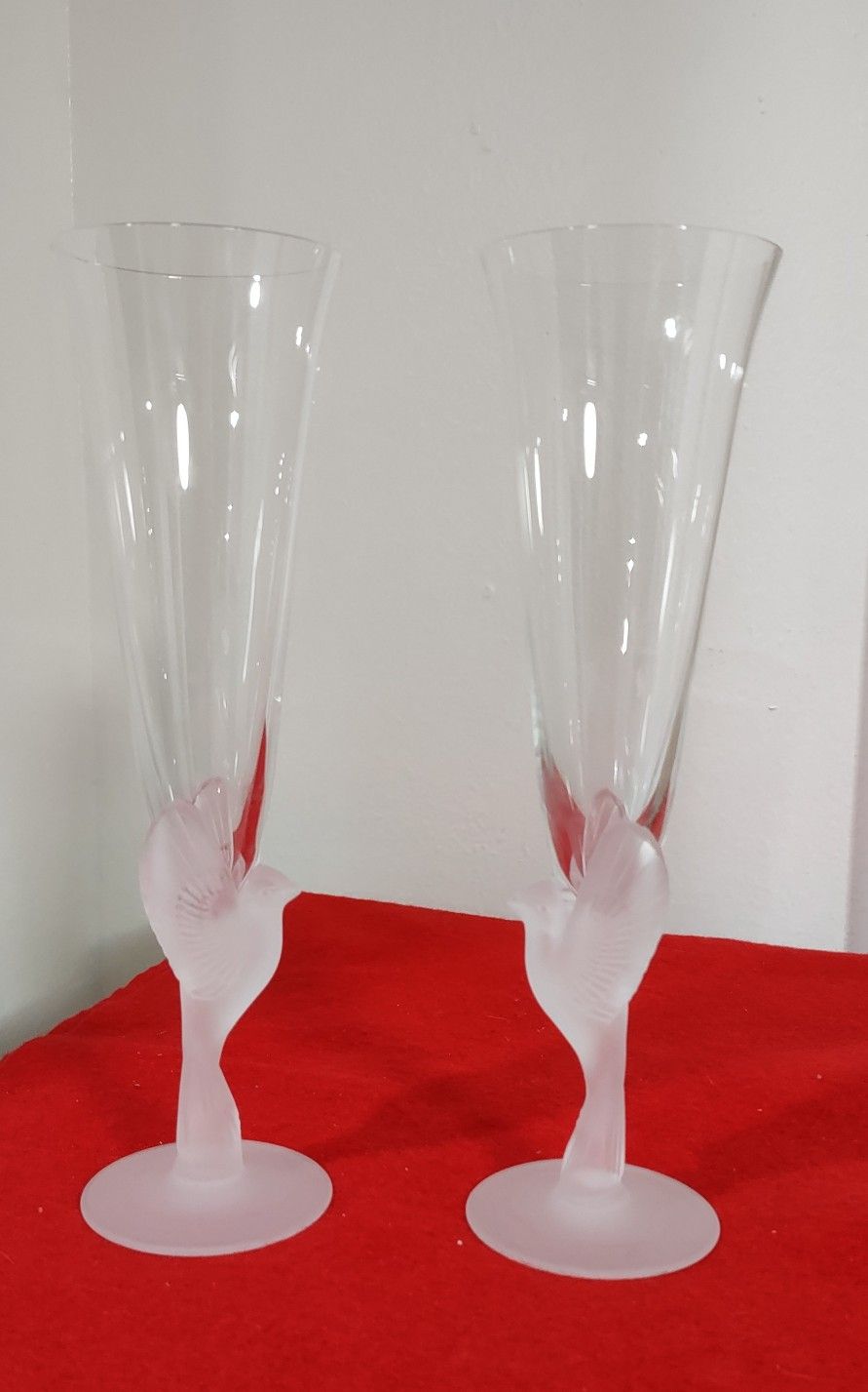 SASAKI WINGS CHAMPAGNE FLUTES, Frosted Lead Crystal, 9 1/4", 8 Oz, JAPAN, 2PCS