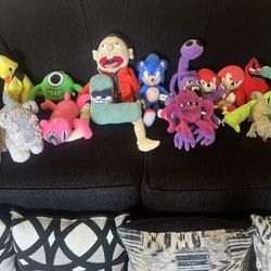 PLUSHIES 