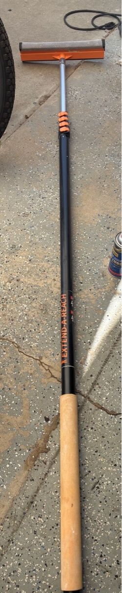 30 ft Window Washer Squeegee Kit with Extension Pole like brand new