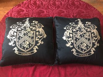 RARE TRUMP DECORATIVE PILLOWS