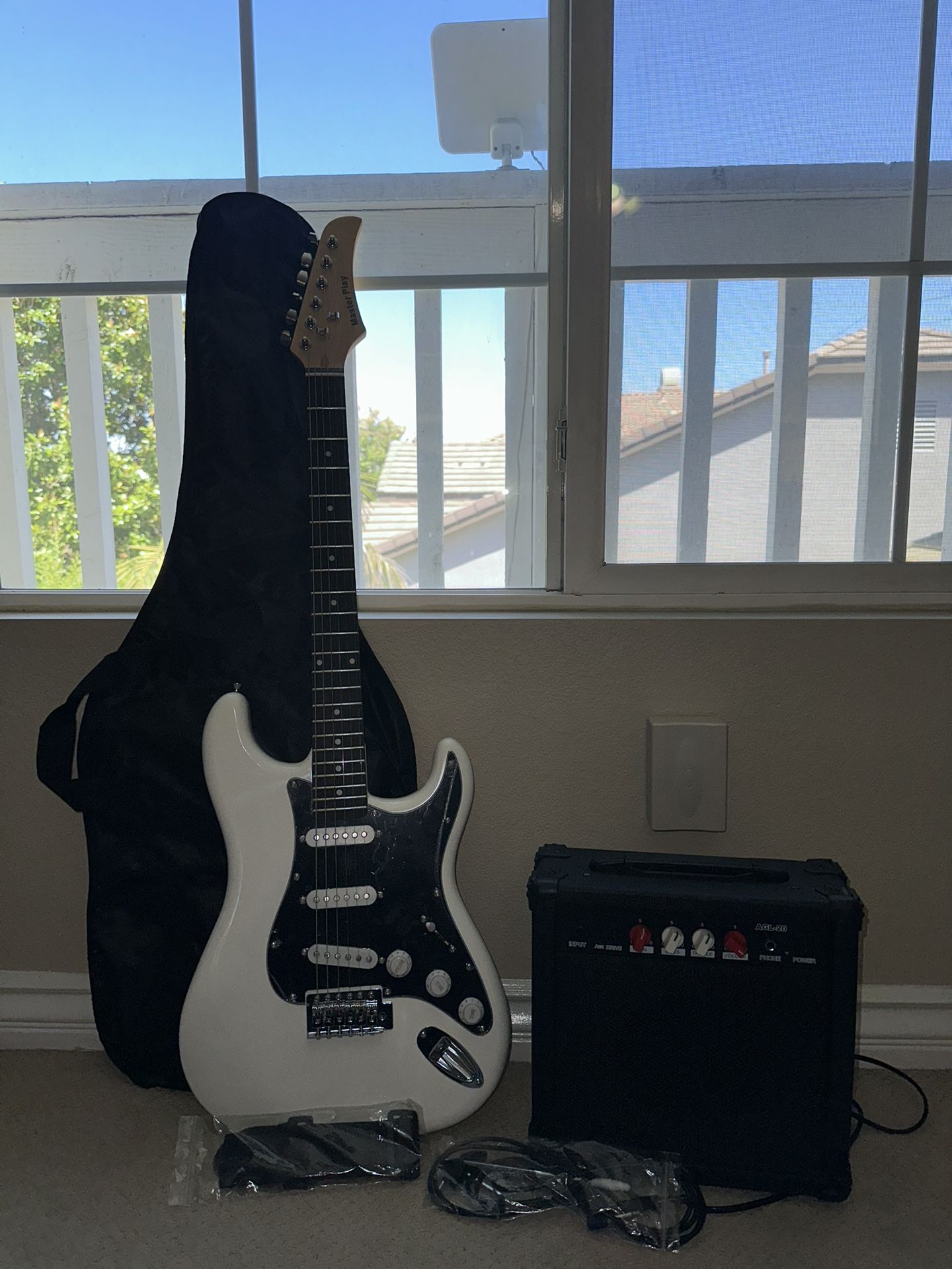 39 Inch Full Size Electric Guitar — BRAND NEW!