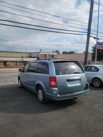 2008 Chrysler Town & Country