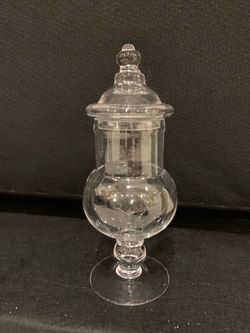 Glass container with lid