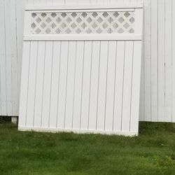 1 vinyl fence