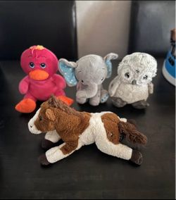 Stuffed Animal Toys. Pick Up in Van Nuys. Take All For $6