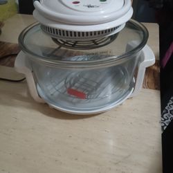 "Countertop Halogen Convection Oven – $30"