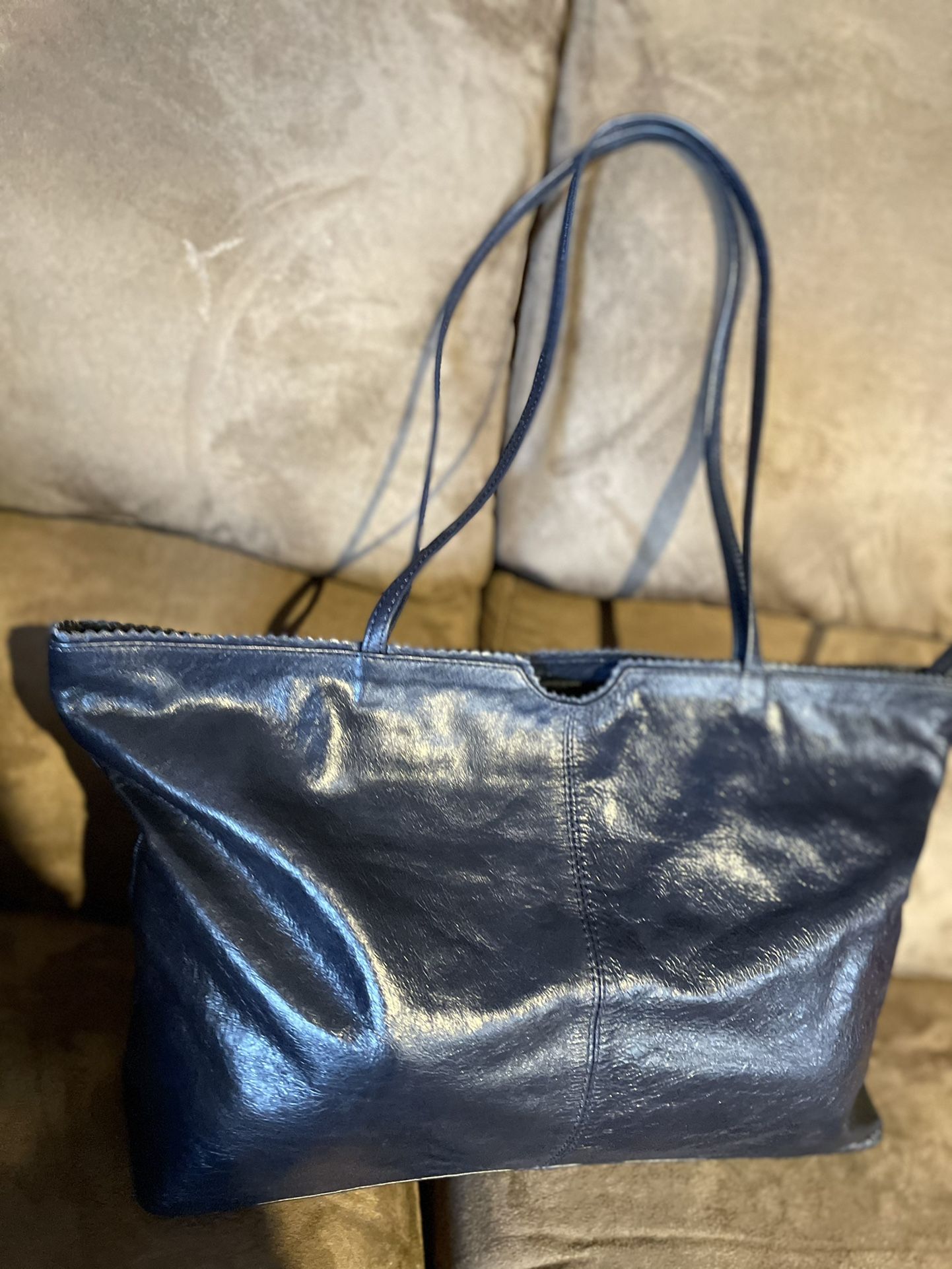 leather bag medium like new