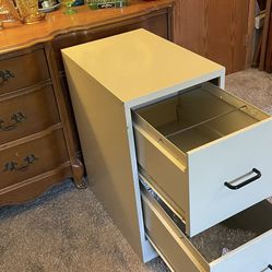 Metal File Cabinet With Lock 
