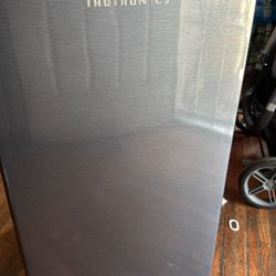 Mini Fridge With Small Freezer