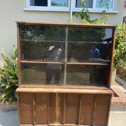 1960s  Vintage Hutch 
