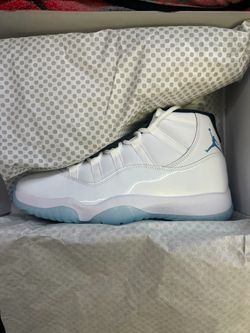 Air Jordan 11 Legend Blue Size 10