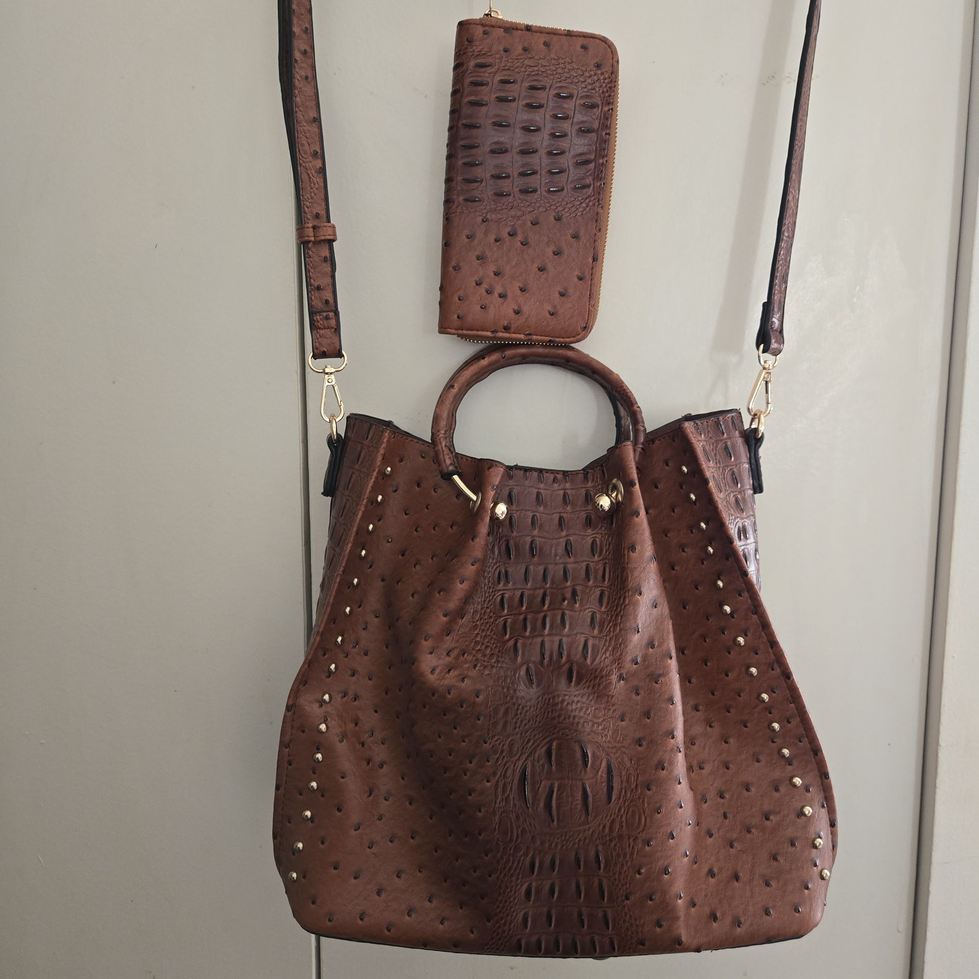 Large Brown Croc Embossed Handbag Purse & Clutch Wallet