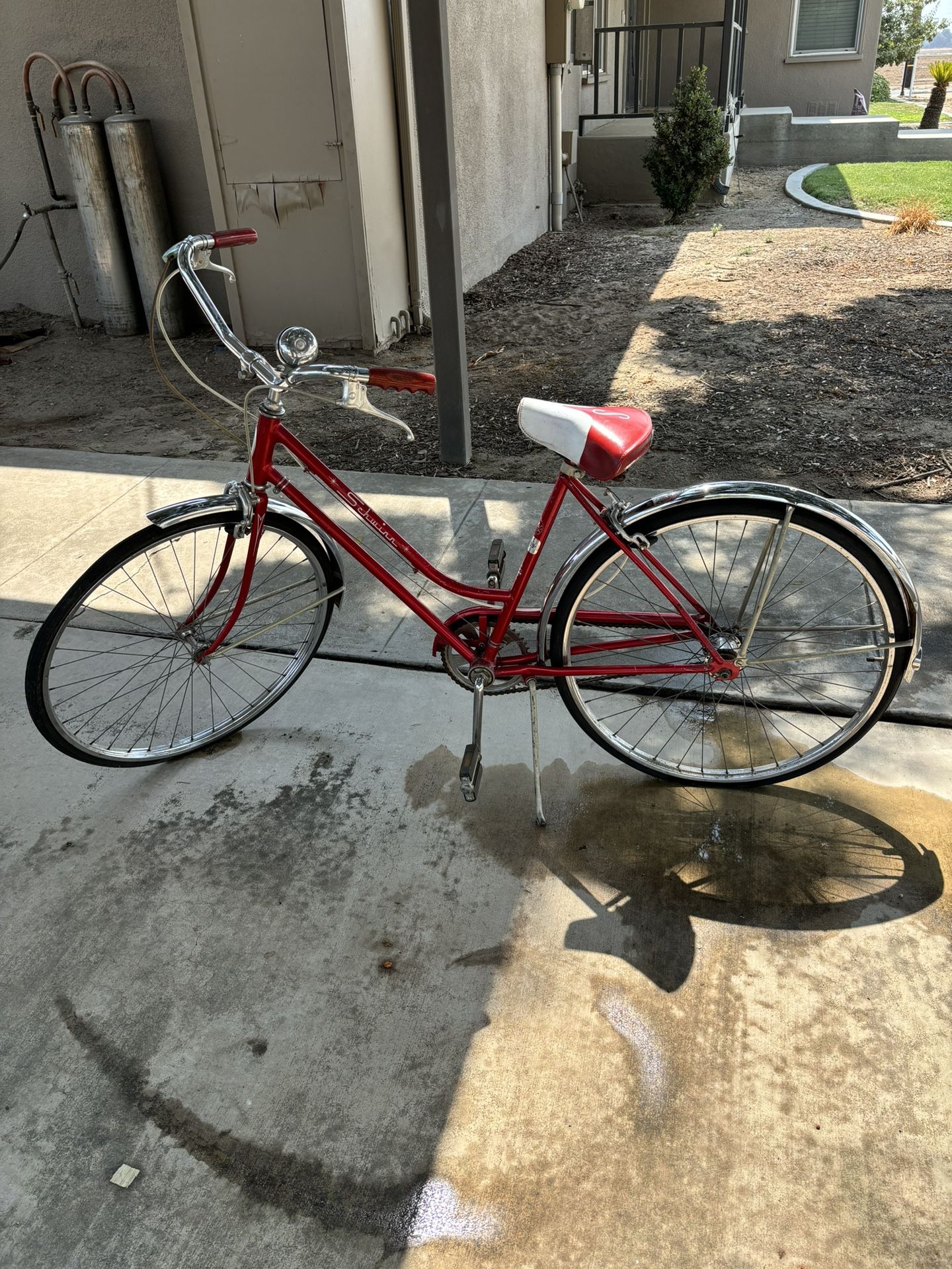 1972 Girl Frame Schwinn Bike Vintage