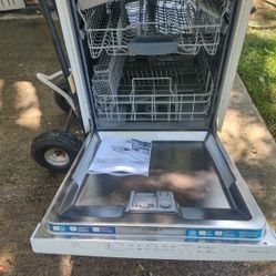 Bosh Dishwasher 